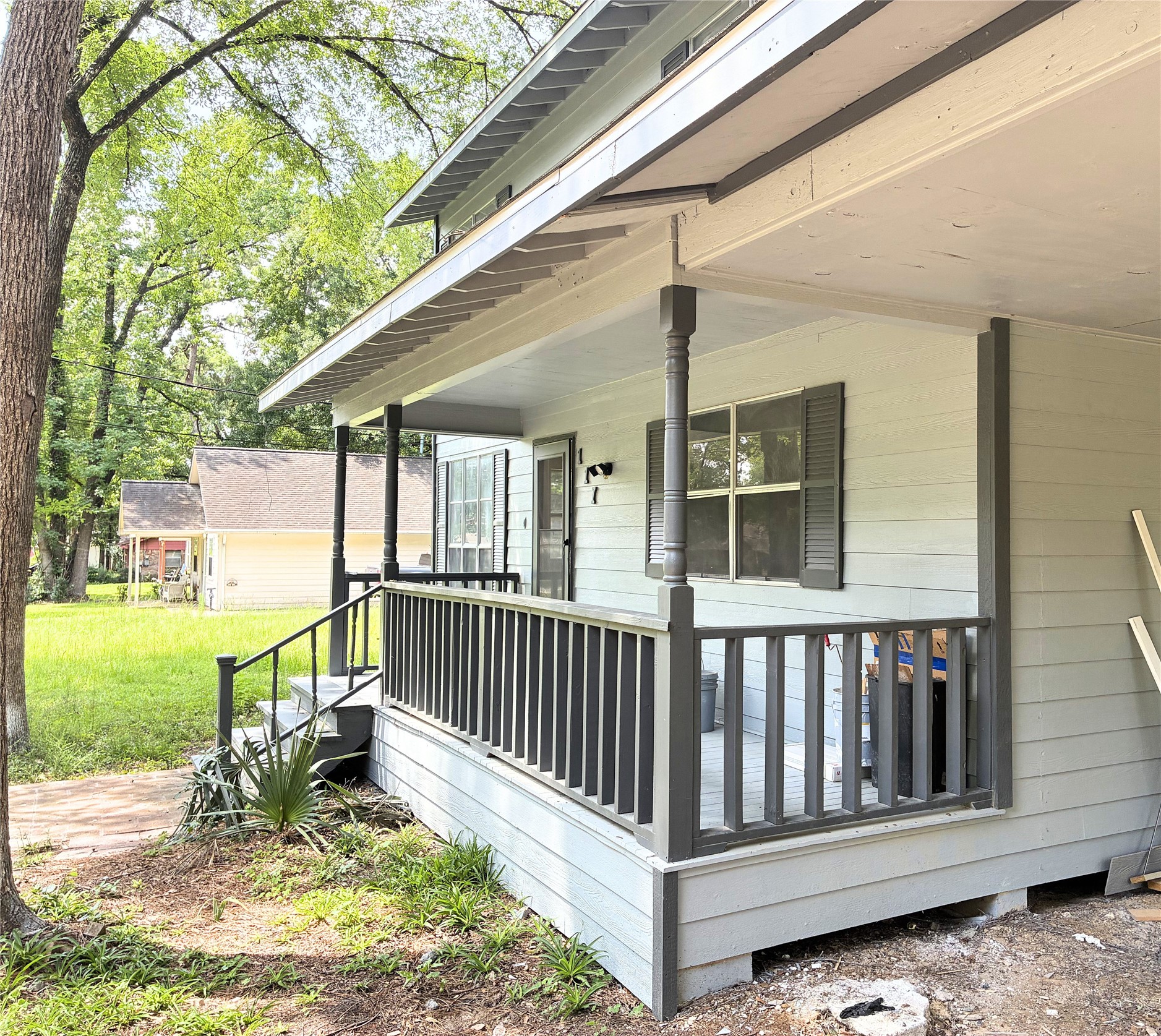 117 Amanda Street Conroe, TX 77304 - Photo 4 of 35