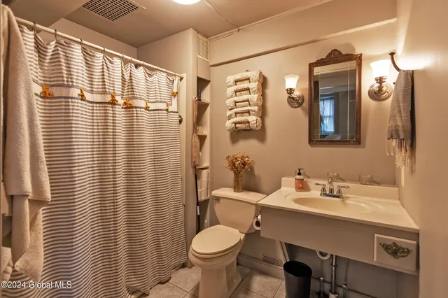 $1,450,000 | 1289 Hurley Mountain Road, Hurley, NY 12443