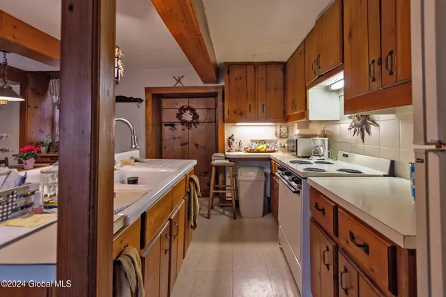 $1,450,000 | 1289 Hurley Mountain Road, Hurley, NY 12443