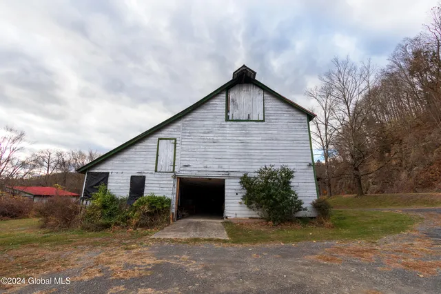 $1,450,000 | 1289 Hurley Mountain Road, Hurley, NY 12443