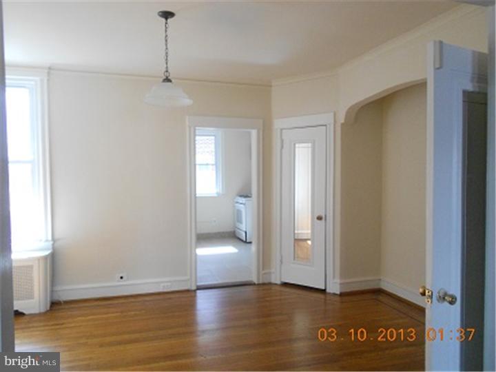 216 Avon Road Upper Darby, PA 19082 - Photo 5 of 12 Dining Room