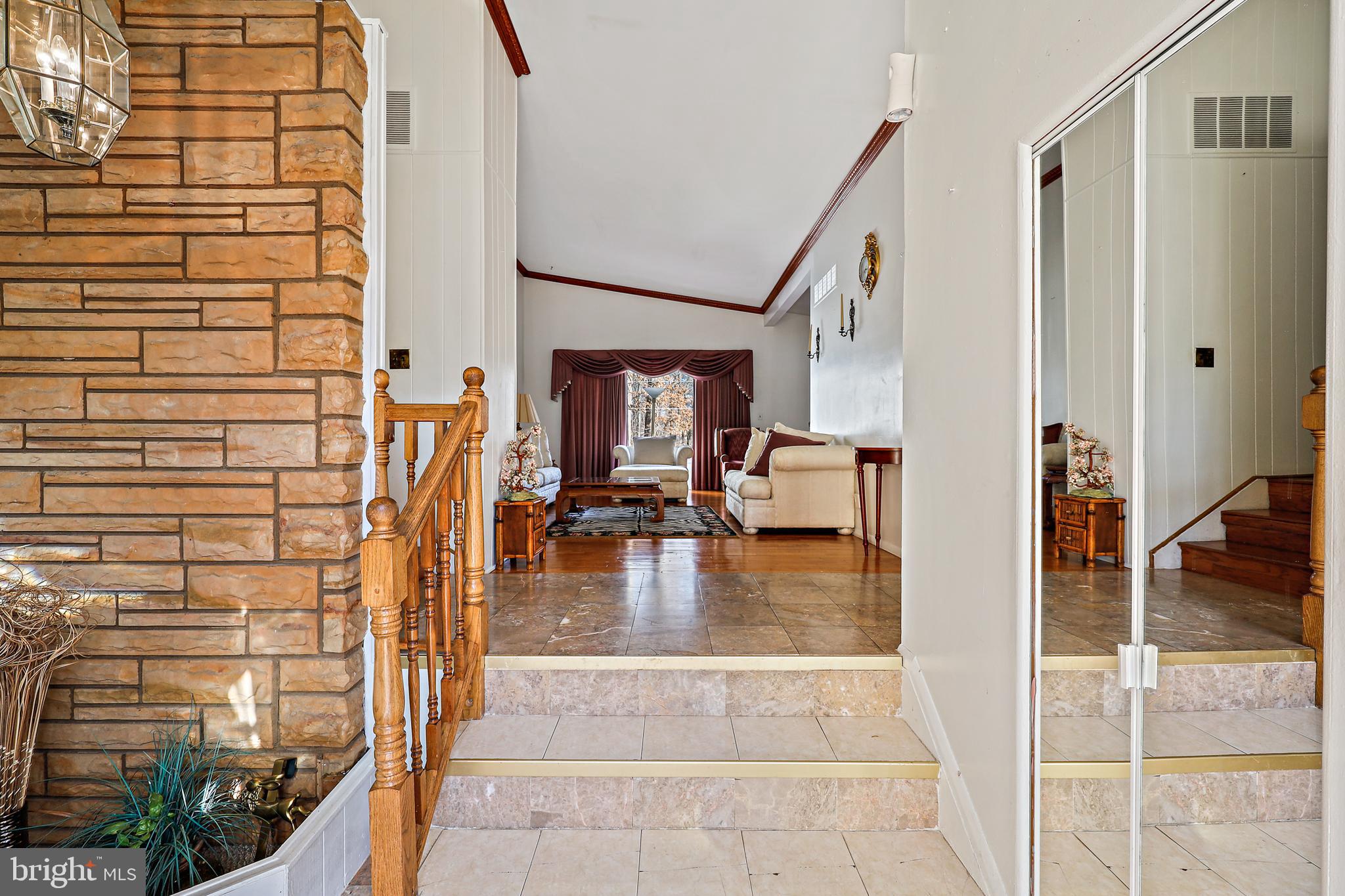 9504 Allenswood Road Randallstown, MD 21133 - Photo 3 of 23 2nd level access