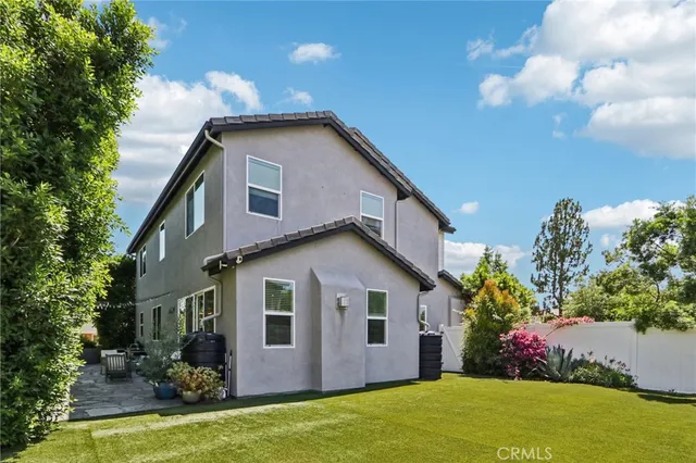 $1,249,000 | 8328 North Cooper Place, Winnetka, CA 91306