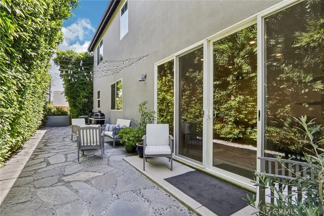 $1,249,000 | 8328 North Cooper Place, Winnetka, CA 91306