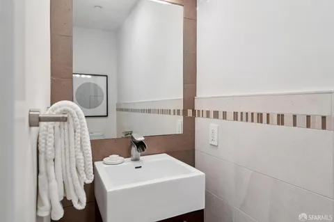 $1,649,000 | 420 Bay Street, Unit C, San Francisco, CA 94133