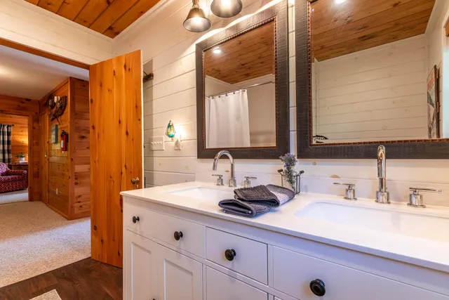 $680,000 | 92 White Birch Drive, Tinmouth, VT 05773