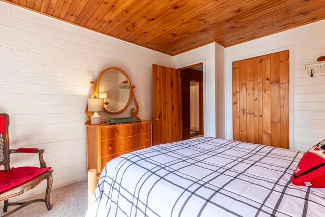 $680,000 | 92 White Birch Drive, Tinmouth, VT 05773