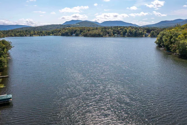 $680,000 | 92 White Birch Drive, Tinmouth, VT 05773
