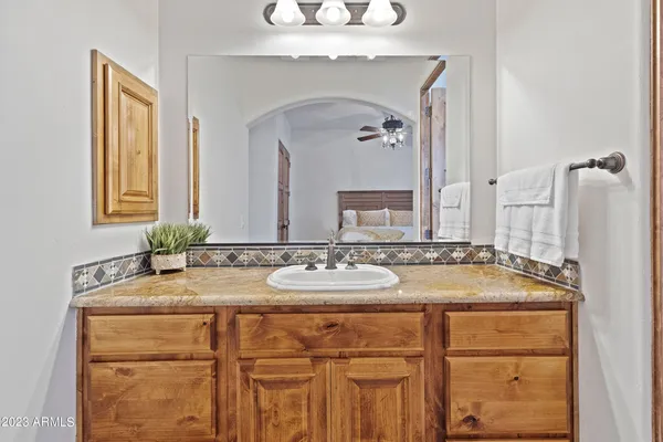 $6,500 | 5529 West Pinnacle Hill Drive, Glendale, AZ 85310