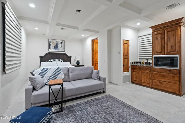 $6,500 | 5529 West Pinnacle Hill Drive, Glendale, AZ 85310