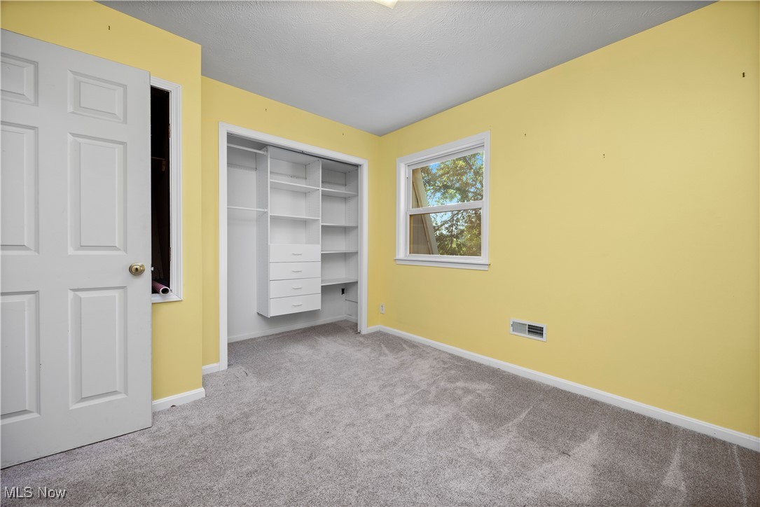 40175 Banks Road Grafton, OH 44044 - Photo 13 of 34
