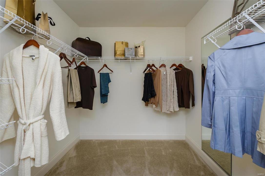 4301 Hawkins Ridge Drive St. Louis, MO 63129 - Photo 30 of 42