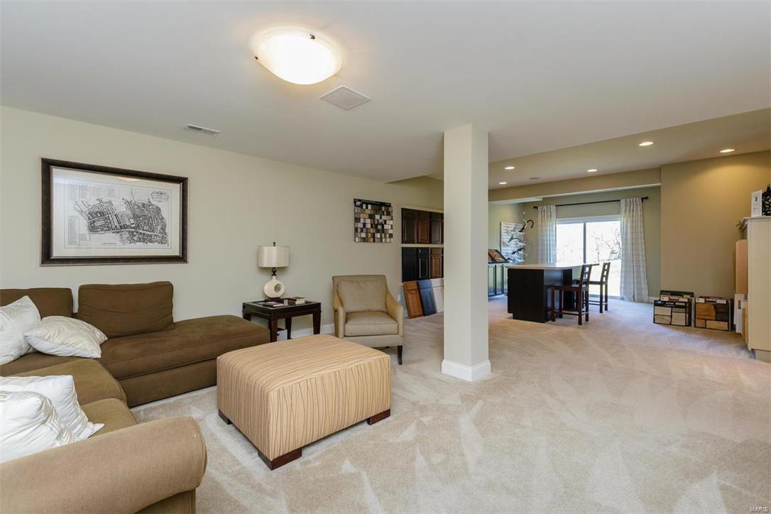 4301 Hawkins Ridge Drive St. Louis, MO 63129 - Photo 37 of 42