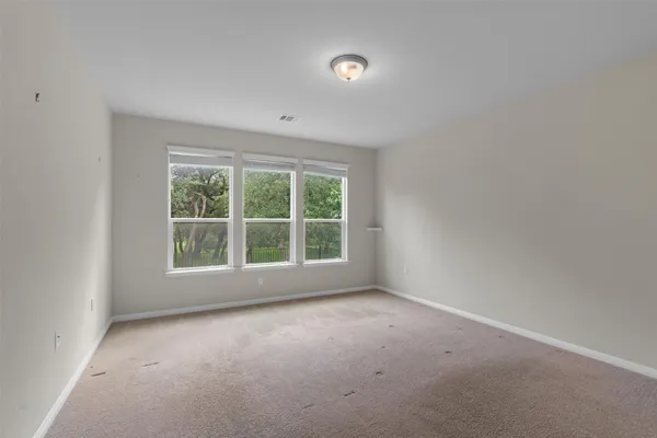 $2,800 | 108 Calhoun Lane, Georgetown, TX 78633