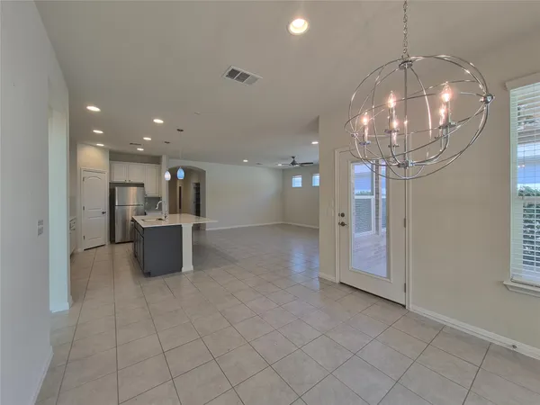 $2,900 | 108 Calhoun Lane, Georgetown, TX 78633