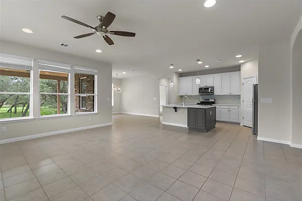 $2,800 | 108 Calhoun Lane, Georgetown, TX 78633