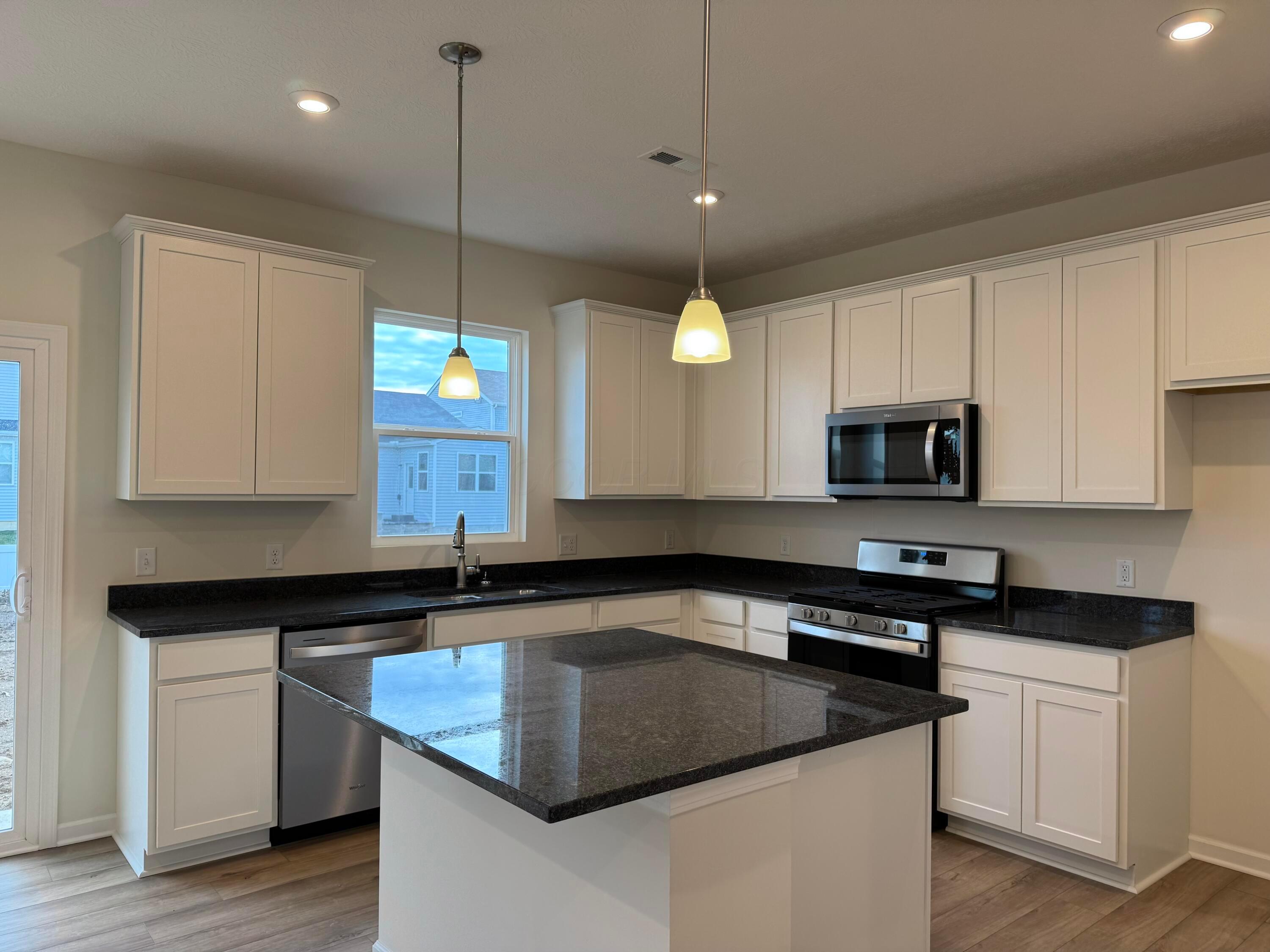 118 Reneau Avenue, Unit LOT 13 Galloway, OH 43119 - Photo 6 of 29 Kitchen