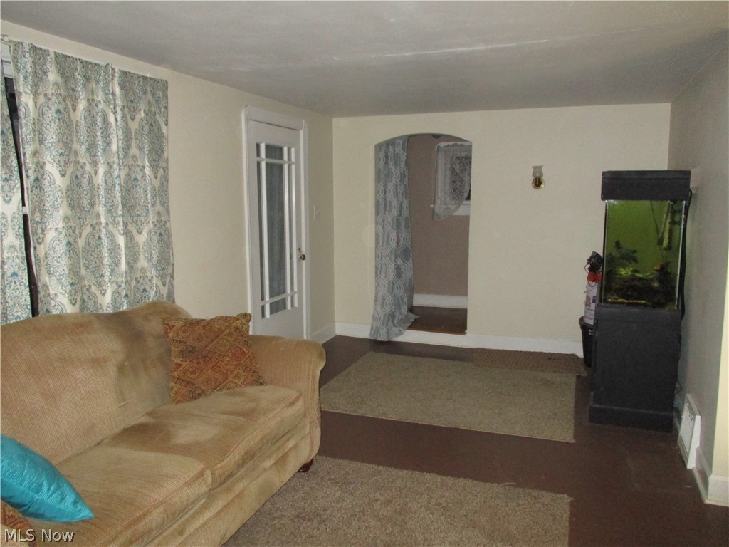 10843 Lagrange Road Elyria, OH 44035 - Photo 5 of 19 Gallery Image 5