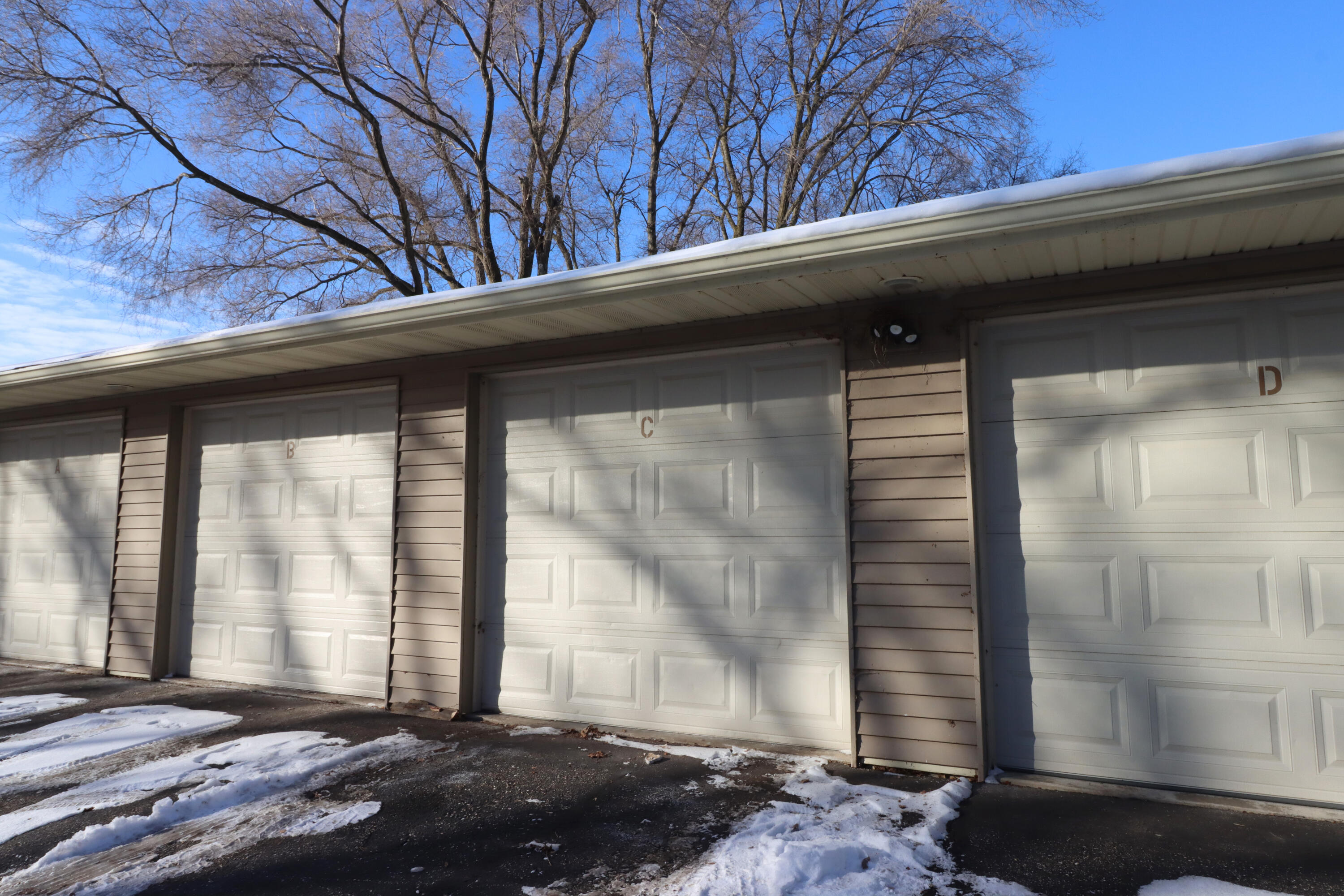 219 Franklin Street, Unit C Delavan, WI 53115 - Photo 14 of 15 IMG_7351