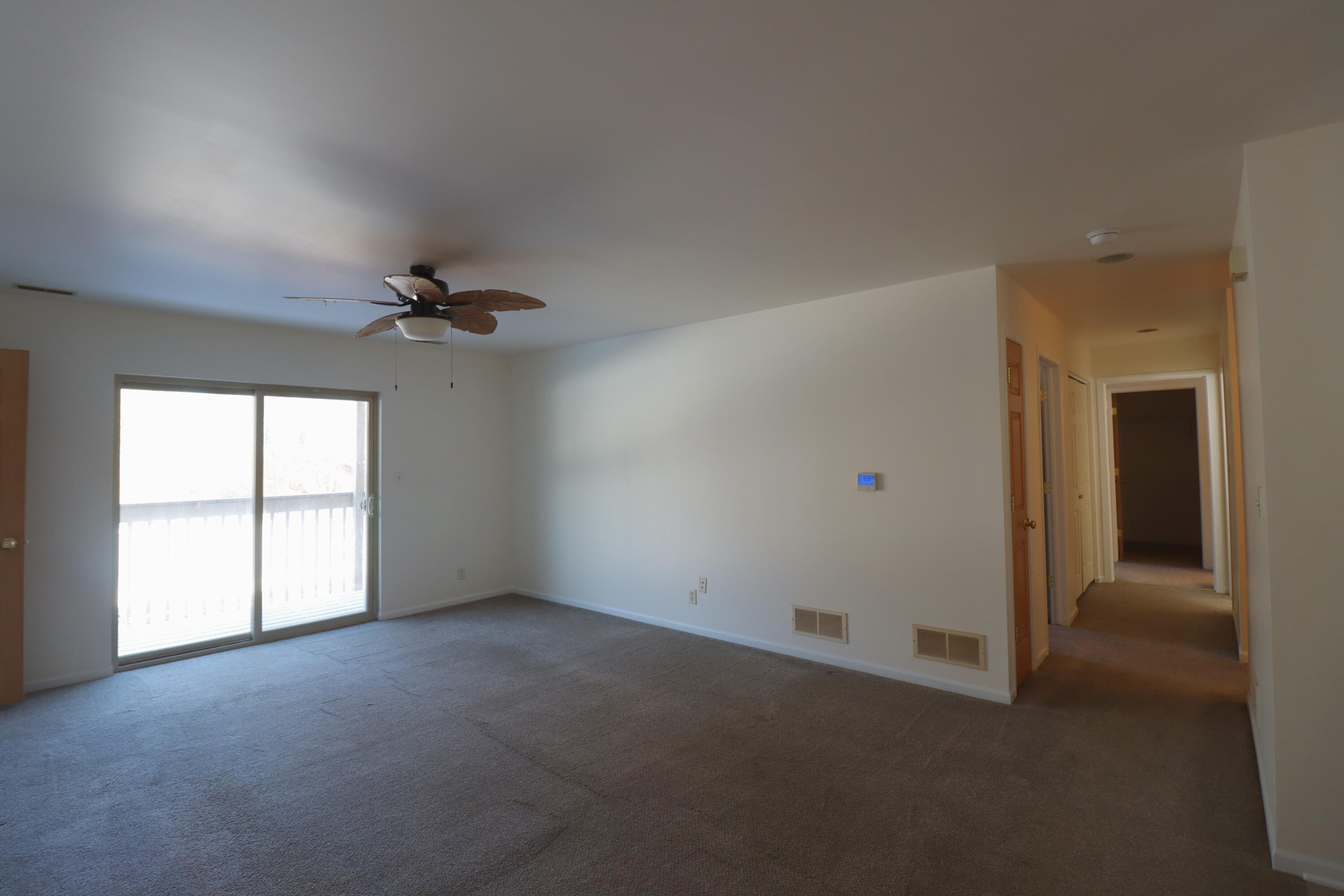 219 Franklin Street, Unit C Delavan, WI 53115 - Photo 4 of 15 IMG_7337