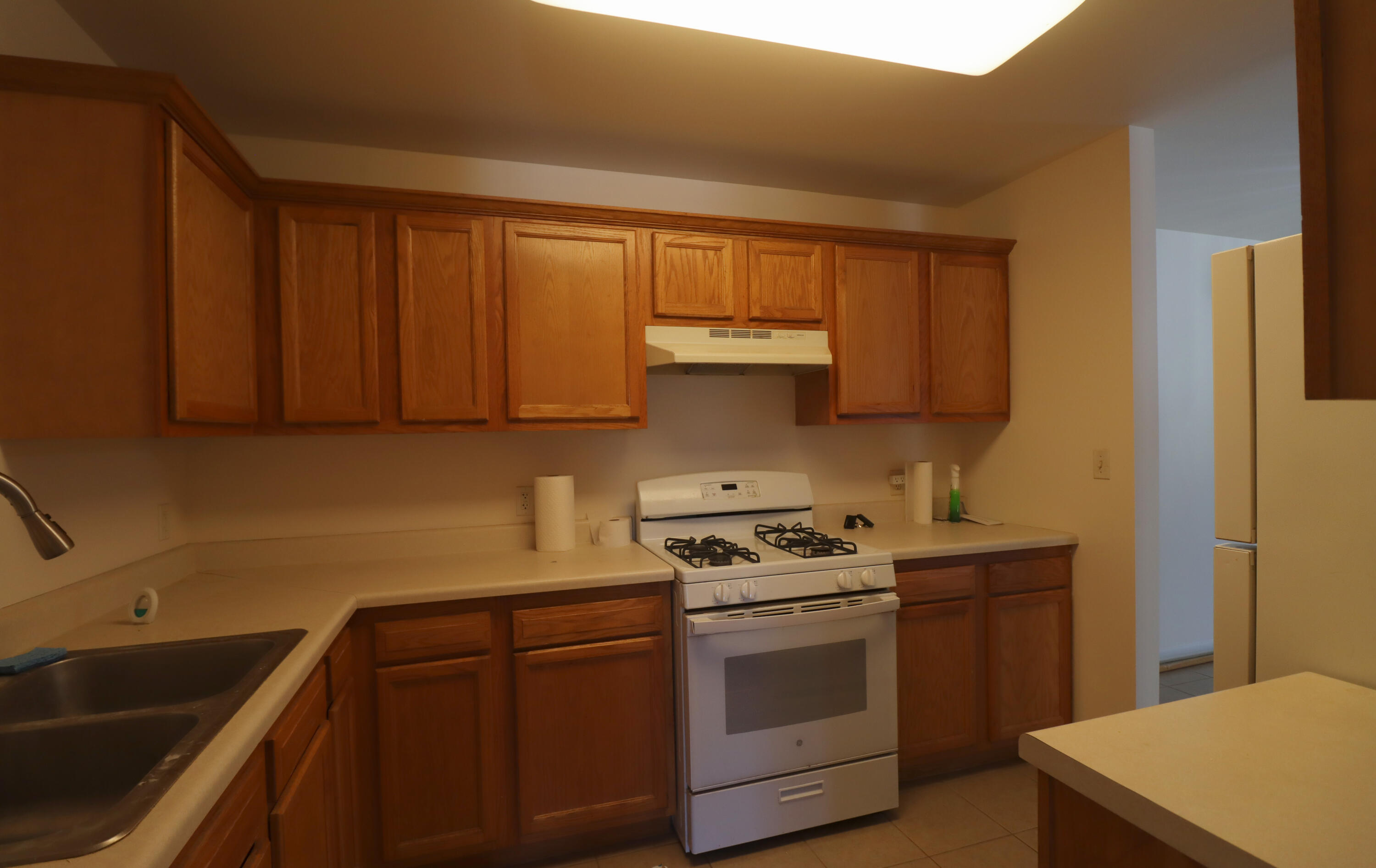 219 Franklin Street, Unit C Delavan, WI 53115 - Photo 6 of 15 IMG_7340