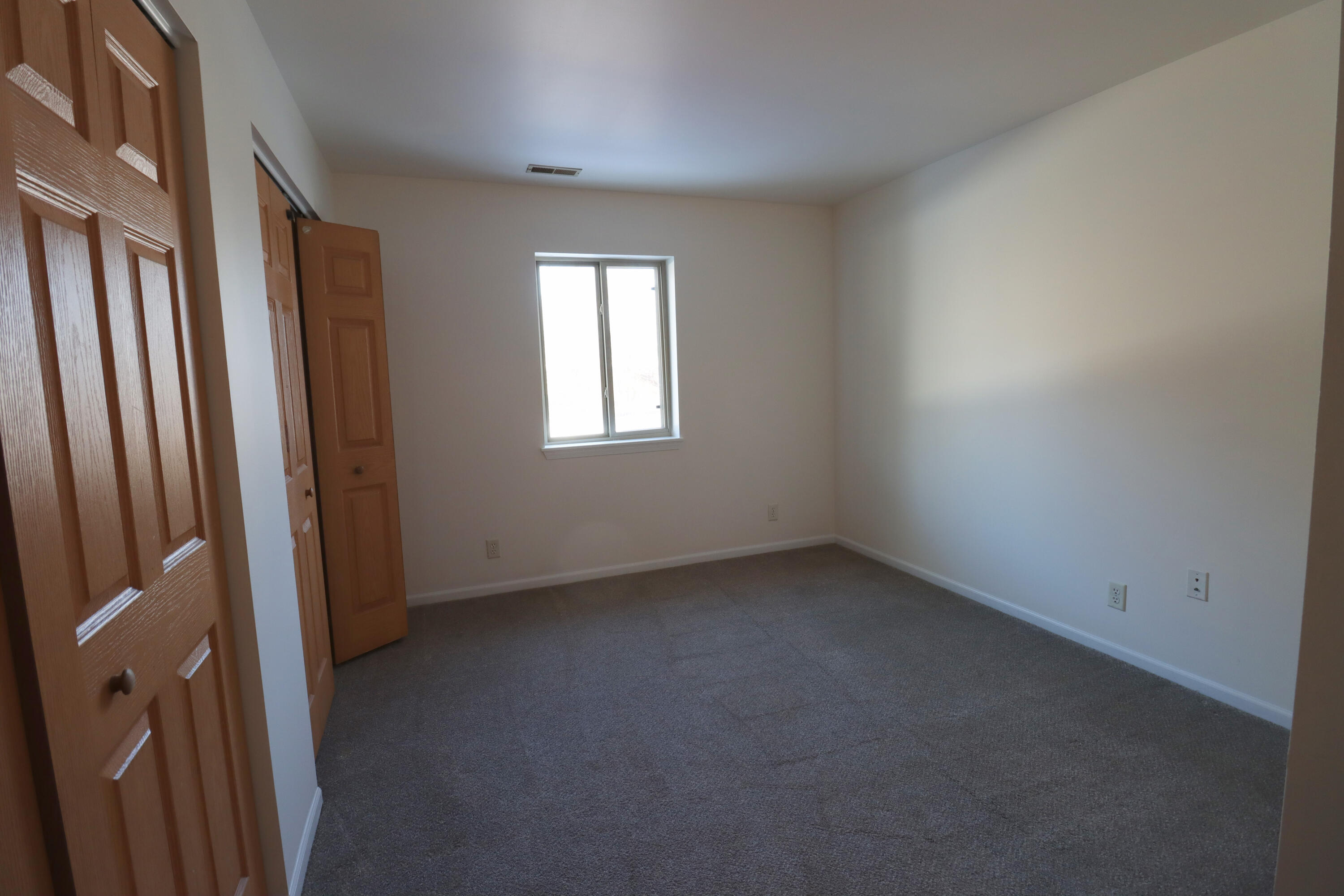 219 Franklin Street, Unit C Delavan, WI 53115 - Photo 7 of 15 IMG_7341