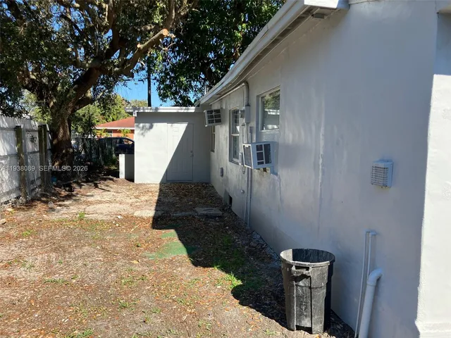 $2,750 | 2226 Northwest 98th Street, Miami, FL 33147