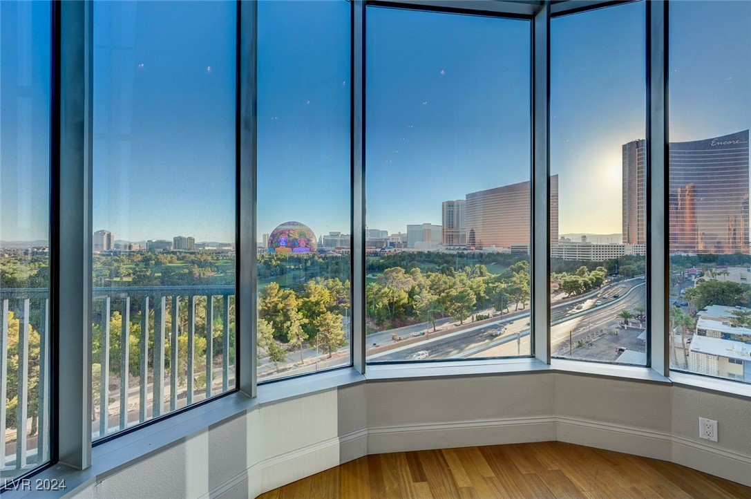 360 East Desert Inn Road, Unit 1007 Las Vegas, NV 89109 - Photo 11 of 50 Great Room-view
