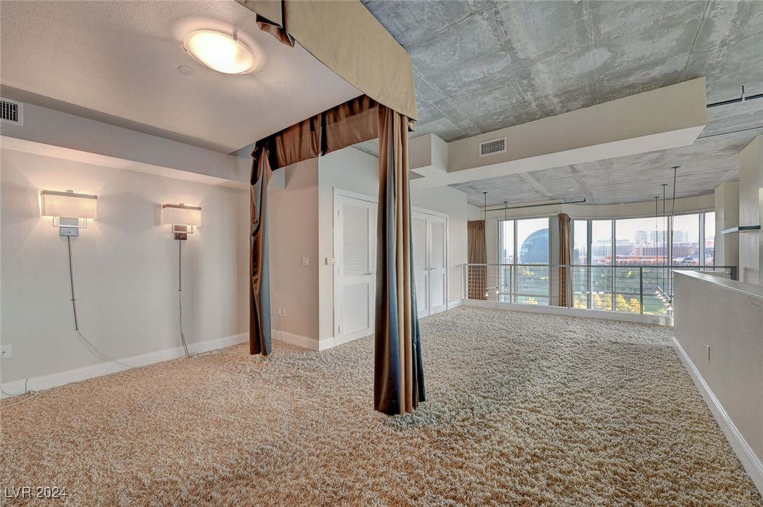 360 East Desert Inn Road, Unit 1007 Las Vegas, NV 89109 - Photo 31 of 50 Primary Bedroom