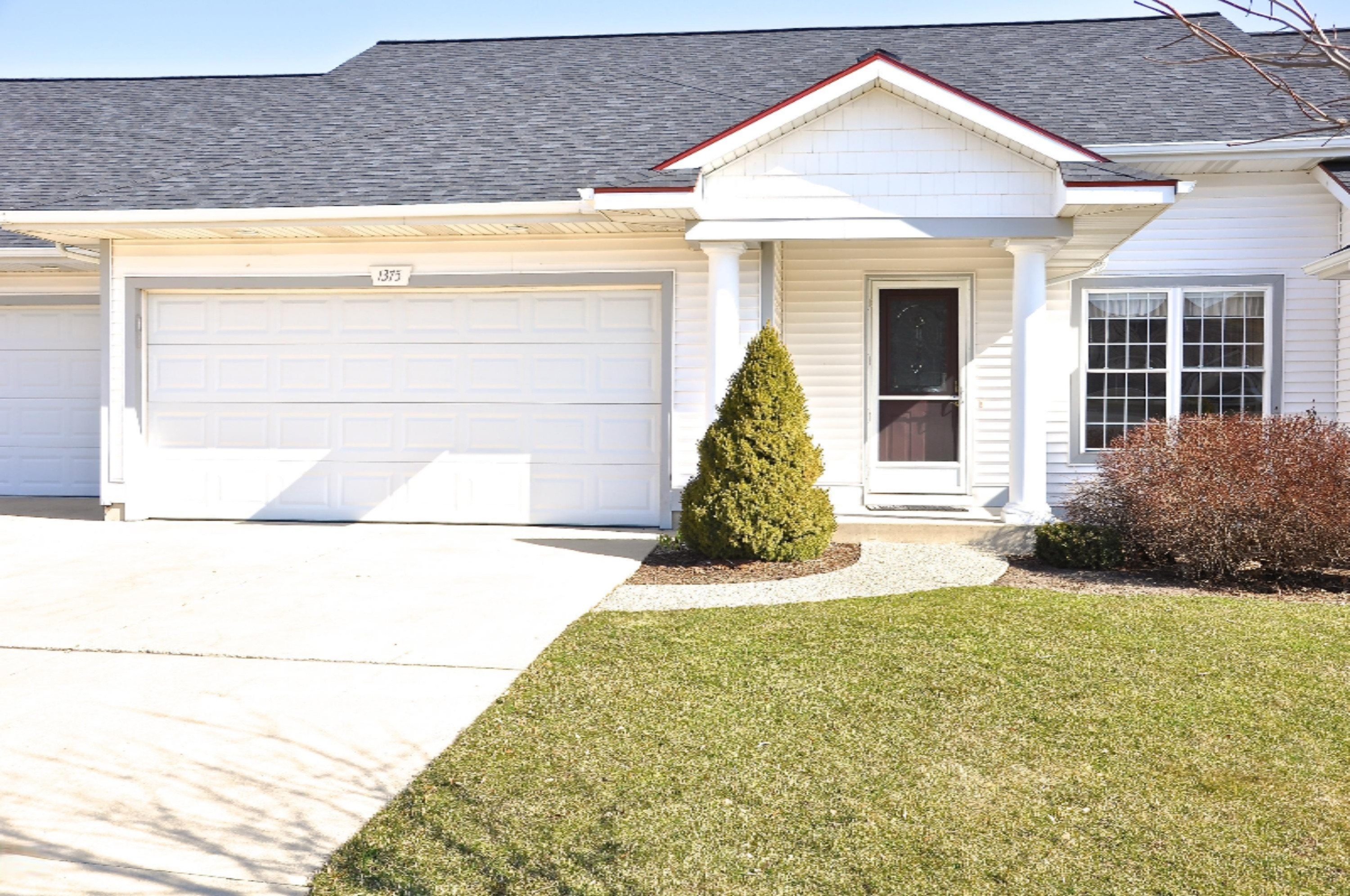 1375 East Point Ridge Holland, MI 49423 - Photo 1 of 26 DSC_0001