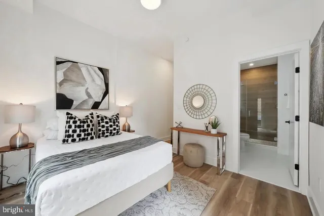 $3,700 | 2015 13th Street Northwest, Unit 2, Washington, DC 20009