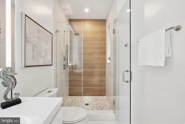 $3,700 | 2015 13th Street Northwest, Unit 2, Washington, DC 20009