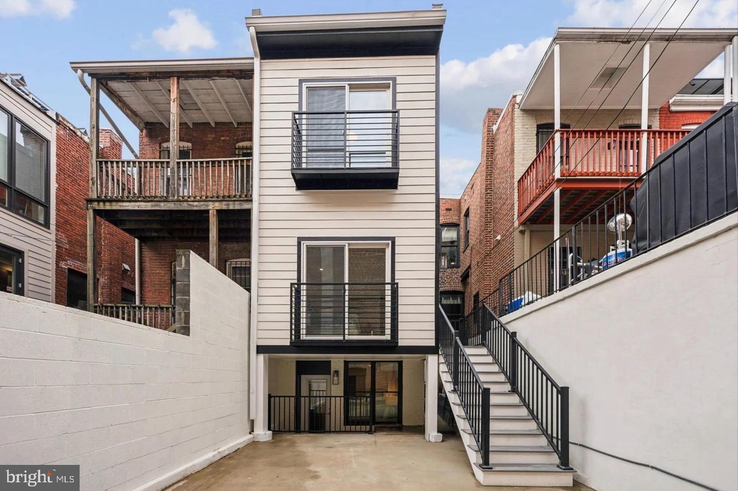 2015 13th Street Northwest, Unit 2 Washington, DC 20009 - Photo 29 of 40