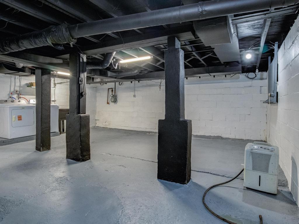 1660 Mercer Road Ellwood City, PA 16117 - Photo 33 of 41 a view of a storage room
