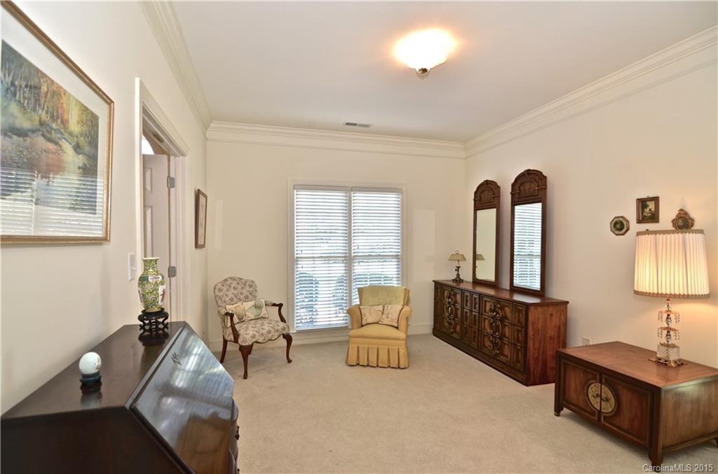 6225 Creola Road Charlotte, NC 28270 - Photo 4 of 24 Gallery Image 4