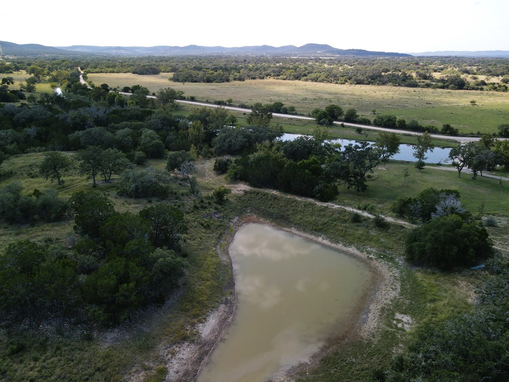 116 Winans Creek Road Bandera, TX 78003 - Photo 11 of 31