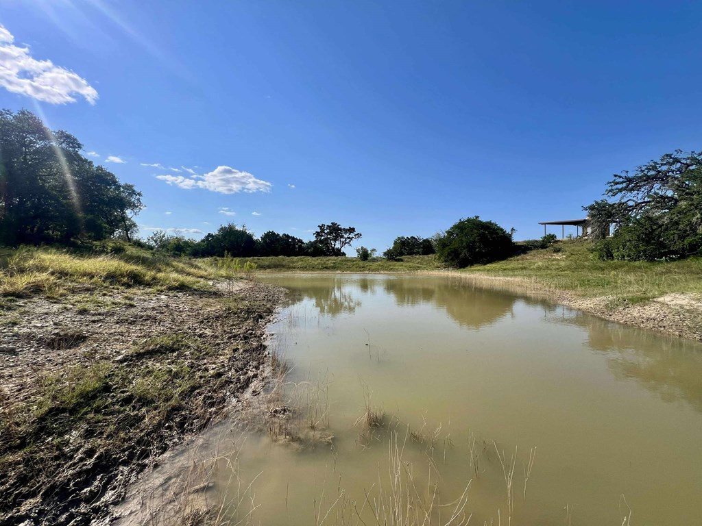 116 Winans Creek Road Bandera, TX 78003 - Photo 14 of 31
