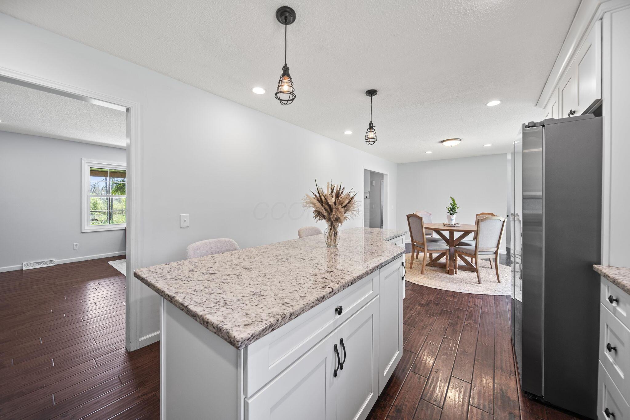 545 North County Line Road Sunbury, OH 43074 - Photo 9 of 63 22-web-or-mls-DSC07528