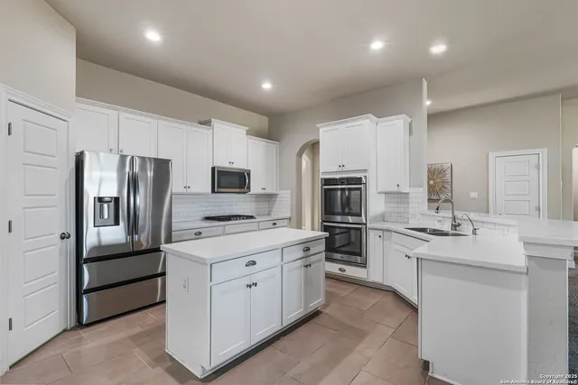 $525,000 | 955 Vista Serena, San Antonio, TX 78260