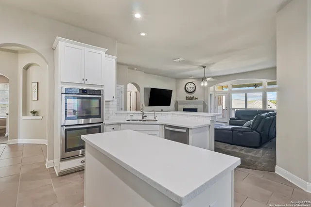 $525,000 | 955 Vista Serena, San Antonio, TX 78260