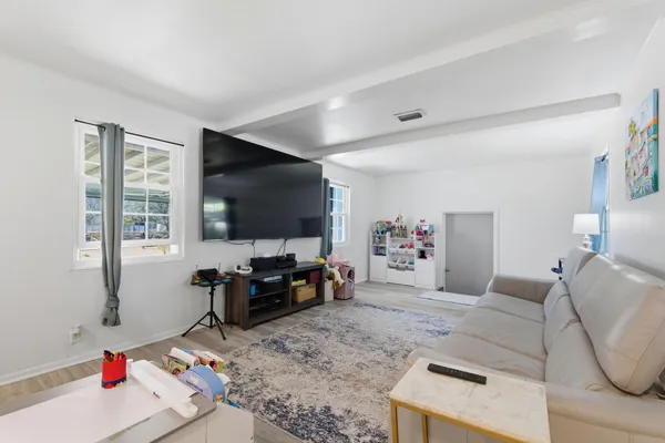 $914,000 | 3809 Indian River Drive, Cocoa, FL 32926