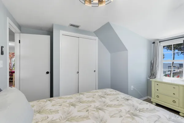 $914,000 | 3809 Indian River Drive, Cocoa, FL 32926