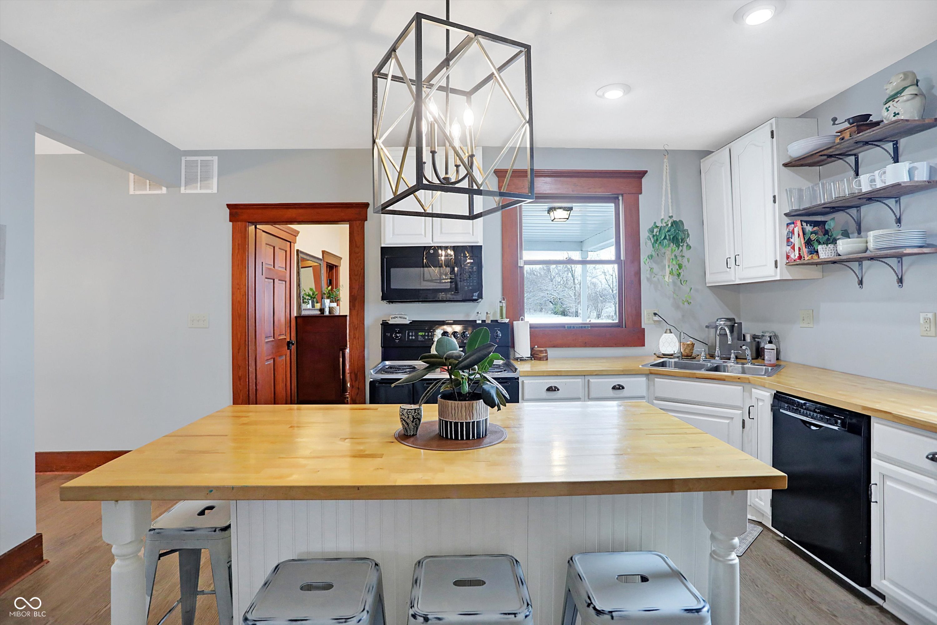 5982 West State Road 38 Pendleton, IN 46064 - Photo 39 of 128