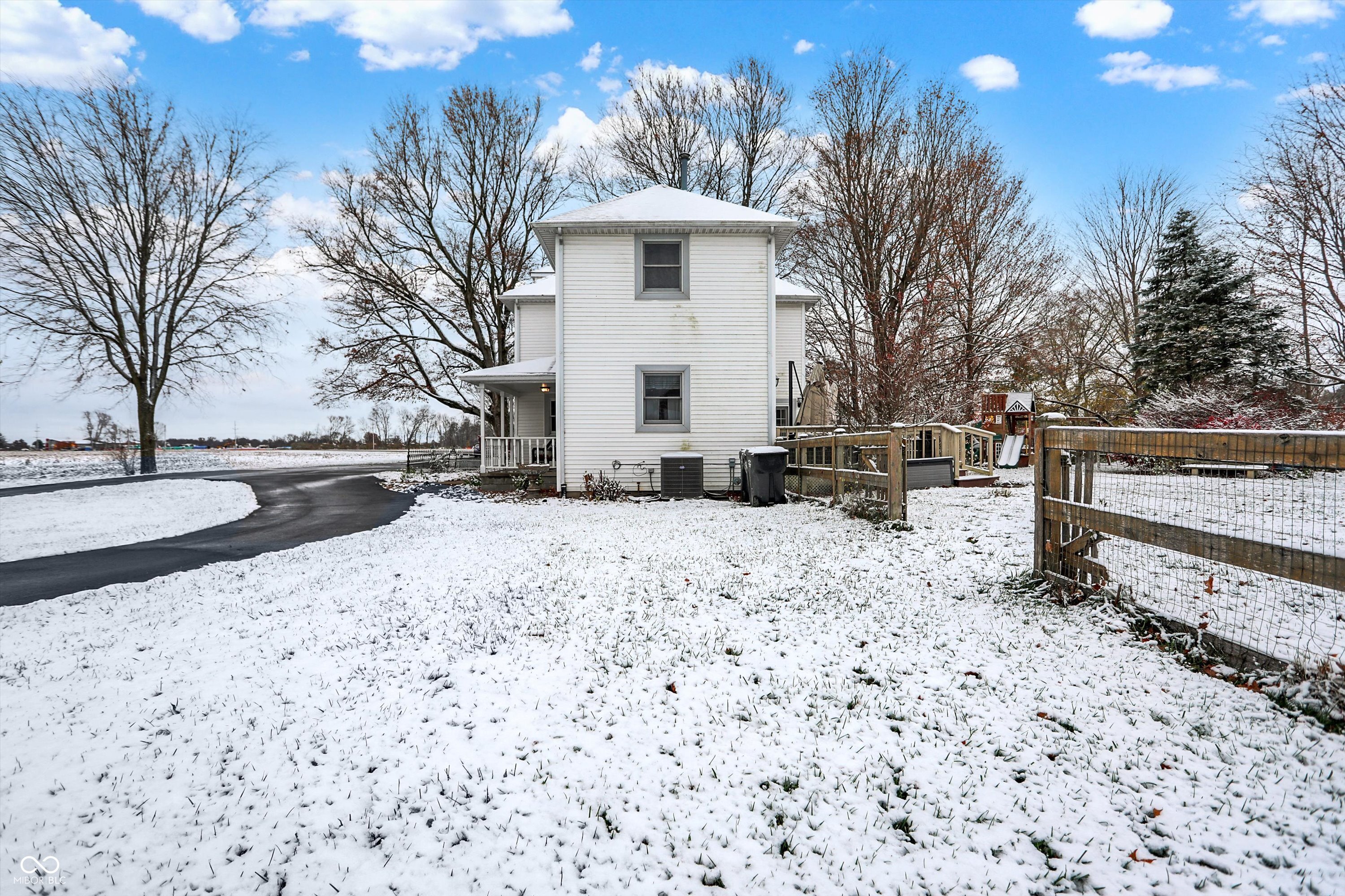 5982 West State Road 38 Pendleton, IN 46064 - Photo 9 of 128