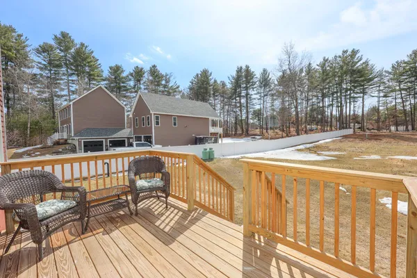 $885,000 | 5 Gamache Road, Derry, NH 03038