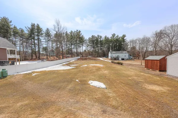 $885,000 | 5 Gamache Road, Derry, NH 03038