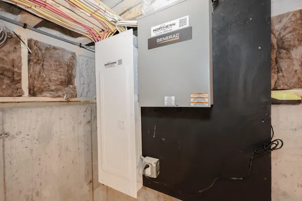 $885,000 | 5 Gamache Road, Derry, NH 03038