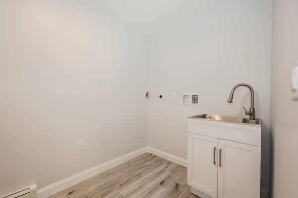 $885,000 | 5 Gamache Road, Derry, NH 03038