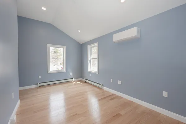 $885,000 | 5 Gamache Road, Derry, NH 03038