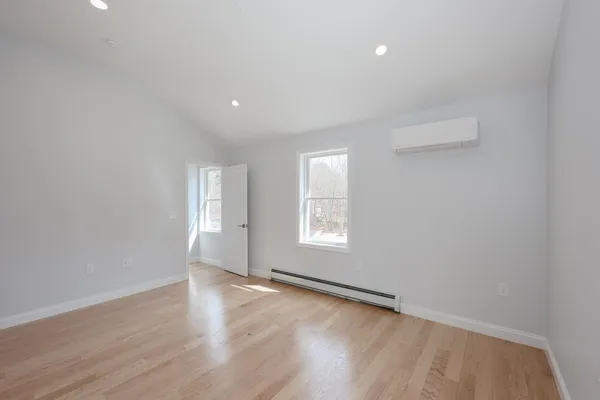 $885,000 | 5 Gamache Road, Derry, NH 03038